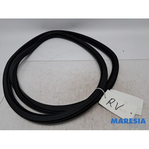 Opel - Mokka - Türgummi 4-türig rechts vorne