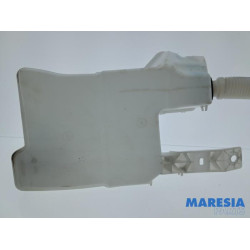 Opel - Mokka - Front windscreen washer reservoir