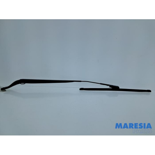 Opel - Mokka - Scheibenwischerarm vorne