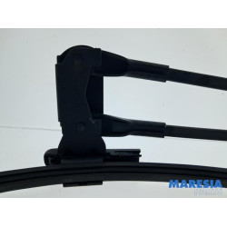 Peugeot - 108 - Front wiper arm