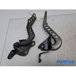 Citroen - C1 - Motorkap Scharnier