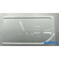 Renault - Trafic - Porte coulissante droite