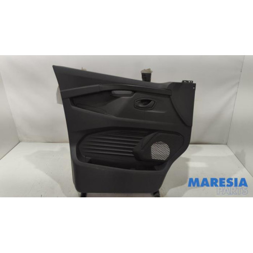 Renault - Trafic - Türverkleidung 2-türig links