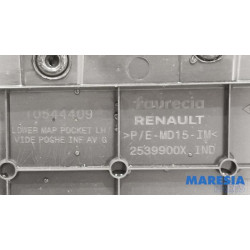 Renault - Trafic - Türverkleidung 2-türig links