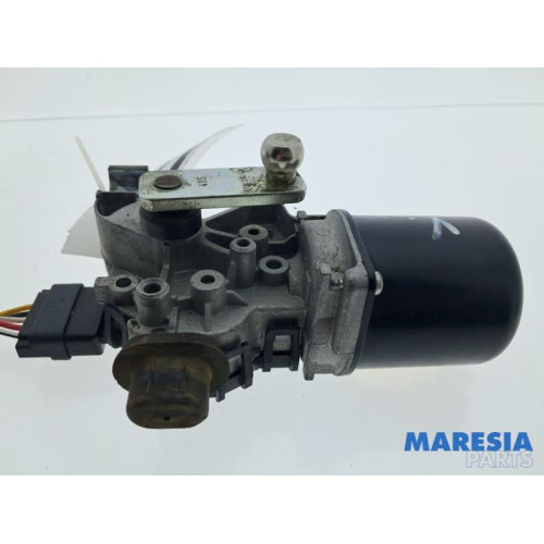 Peugeot - 108 - Scheibenwischermotor vorne