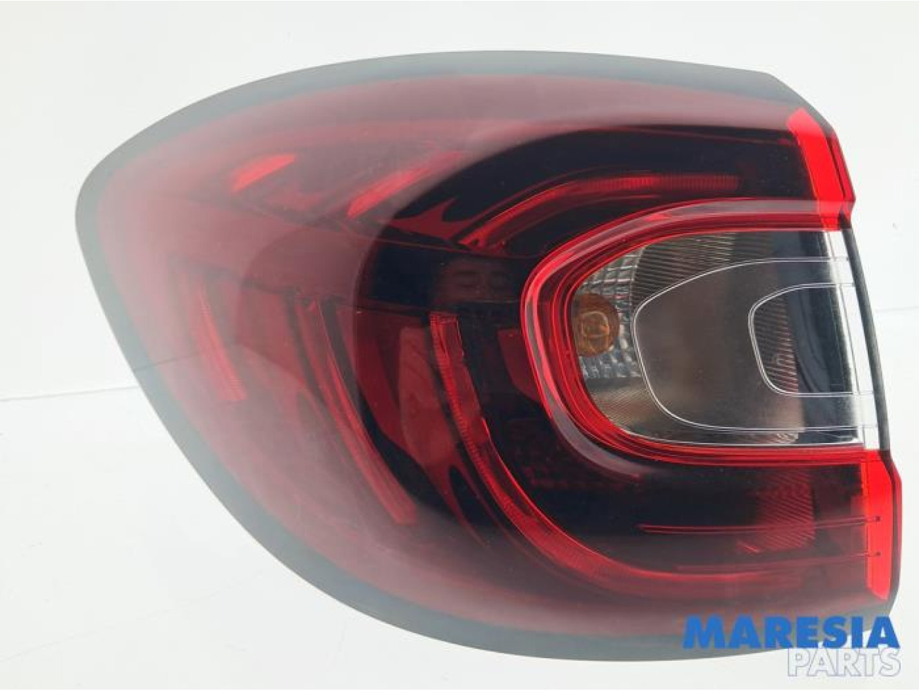 Renault - Captur - Rücklicht links