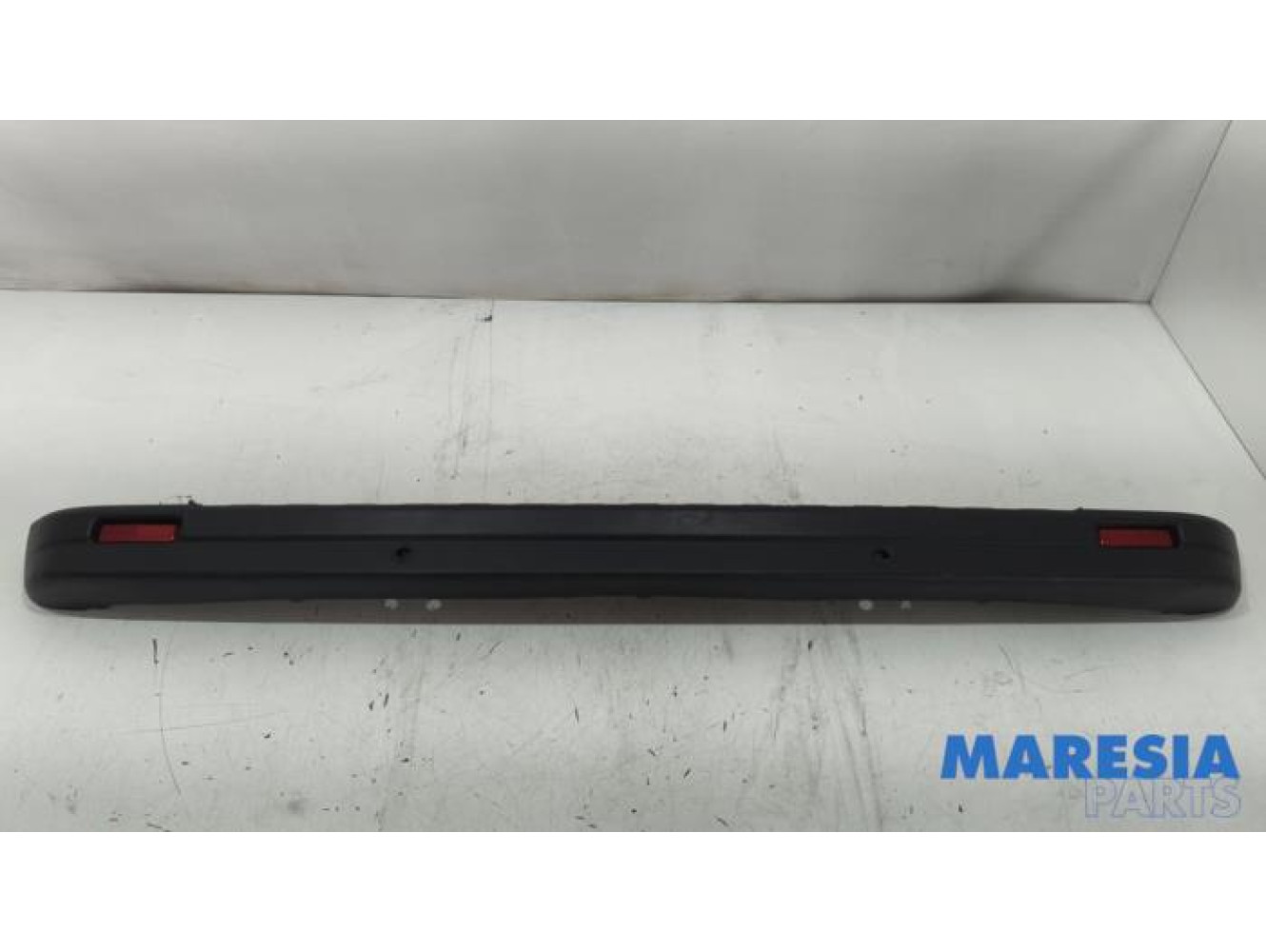 Renault - Trafic - Pare-chocs arrière