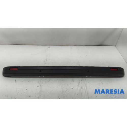 Renault - Trafic - Pare-chocs arrière