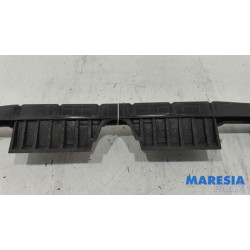 Renault - Trafic - Stoßstangeträger hinten