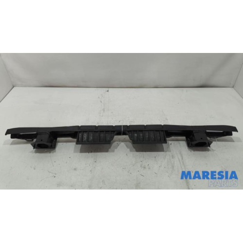 Renault - Trafic - Stoßstangeträger hinten