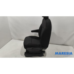 Renault - Trafic - Stoel links