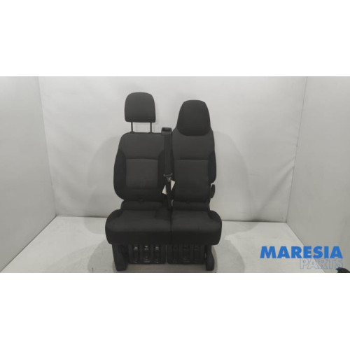 Renault - Trafic - Bank rechts-voor