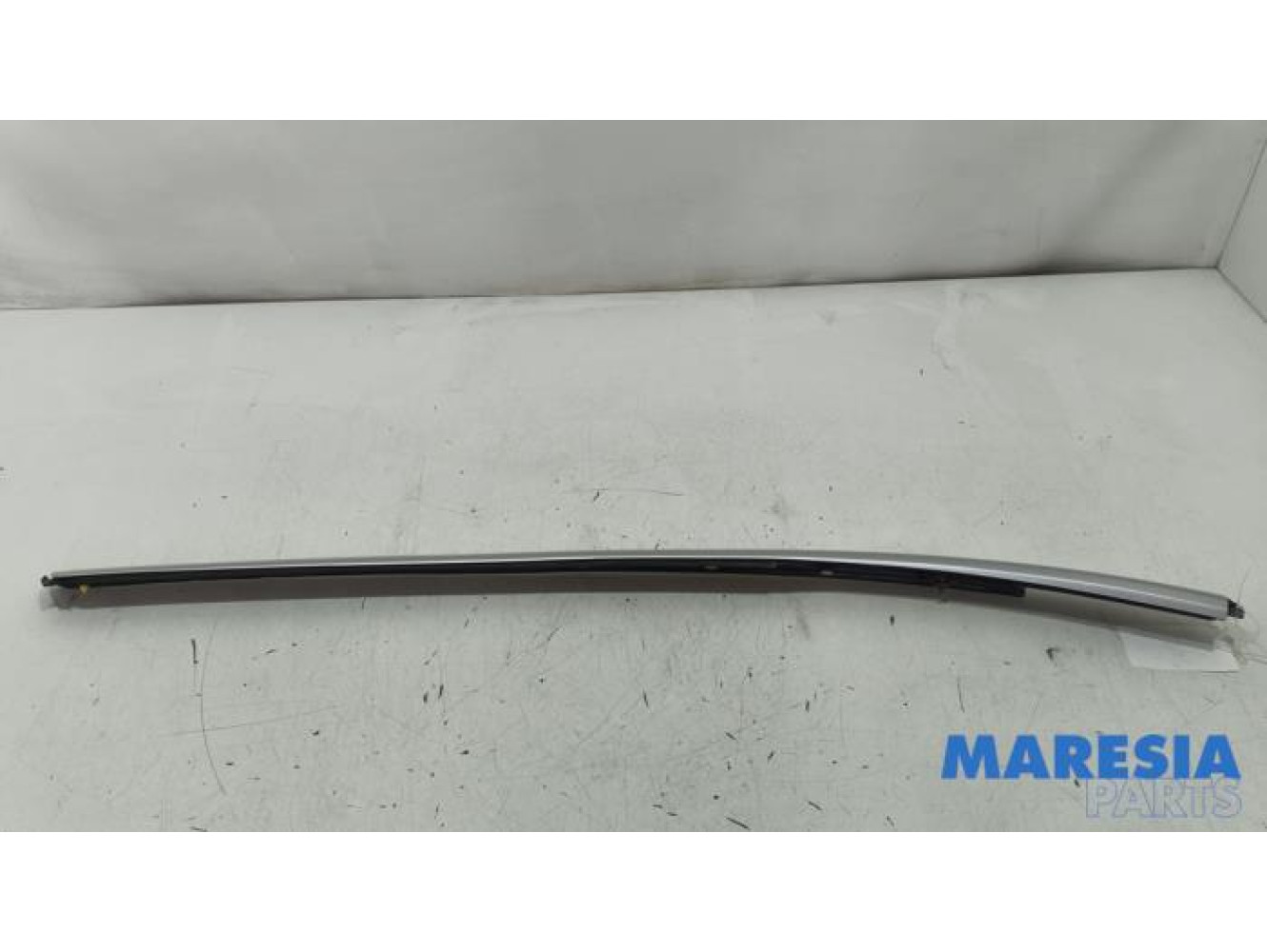 Citroen - C4 Grand Picasso - Frontscreen frame