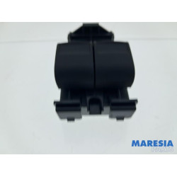 Peugeot - 108 - Electric window switch