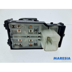 Peugeot - 108 - Electric window switch