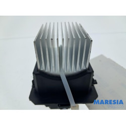 Peugeot - 108 - Kachel Weerstand