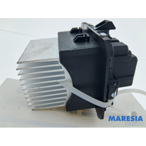 Peugeot - 108 - Kachel Weerstand