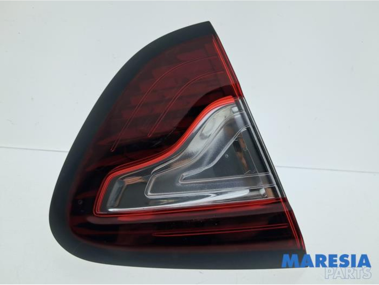 Renault - Captur - Rücklicht links