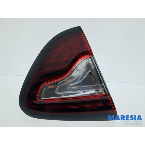 Renault - Captur - Achterlicht links