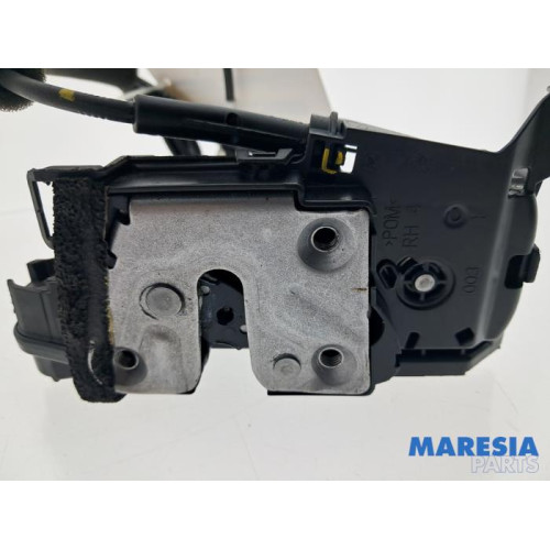 Renault - Captur - Deurslot Mechaniek 4Deurs rechts-voor