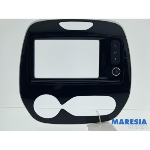 Renault - Captur - Radioblende