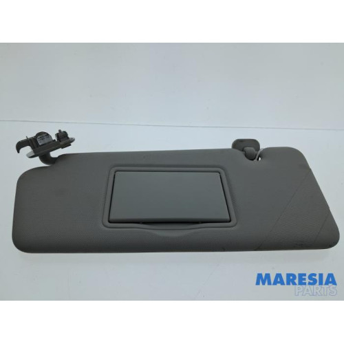 Renault - Captur - Zonneklep