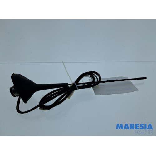 Renault - Captur - Antenne