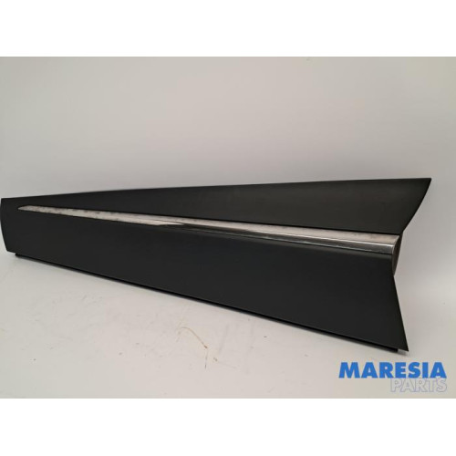 Renault - Captur - Portierlijst