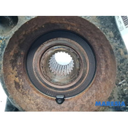 Renault - Captur - Fusee rechts-voor