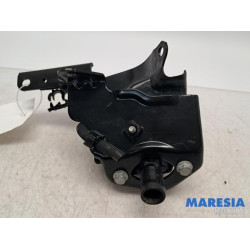 Renault - Captur - Water pump