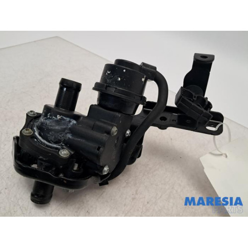 Renault - Captur - Waterpomp