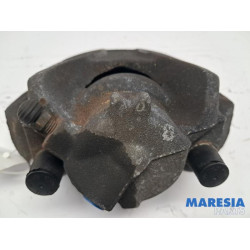 Renault - Captur - Remklauw (Tang) links-voor