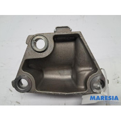 Renault - Captur - Support moteur