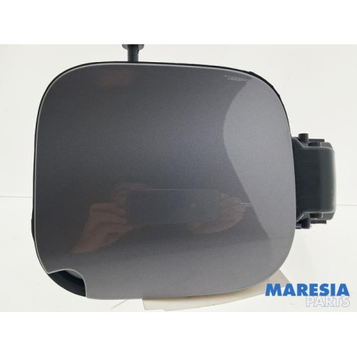 Renault - Captur - Tank cap cover
