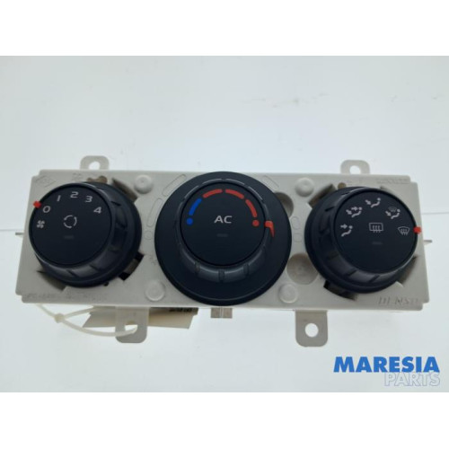 Renault - Master - Panneau de commandes chauffage