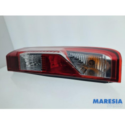 Renault - Master - Achterlicht links