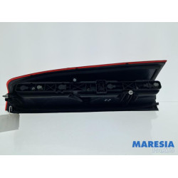 Renault - Master - Achterlicht links