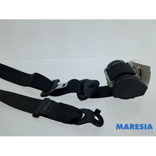 Renault - Master - Front seatbelt, right