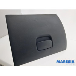 Renault - Master - Glovebox