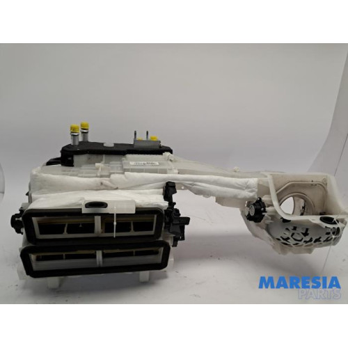 Citroen - C4 Grand Picasso - Heater housing