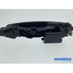 Renault - Master - Poignée portière arrière camionnette