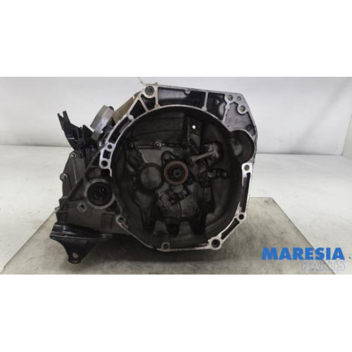 Renault - Captur - Gearbox