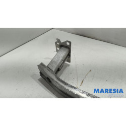Renault - Captur - Front bumper frame