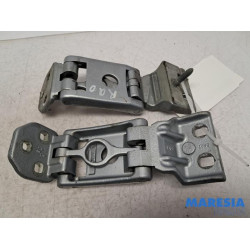 Renault - Master - Charnière porte arrière droite