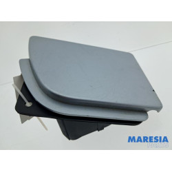 Renault - Master - Tank cap cover