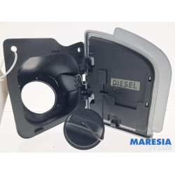 Renault - Master - Tank cap cover