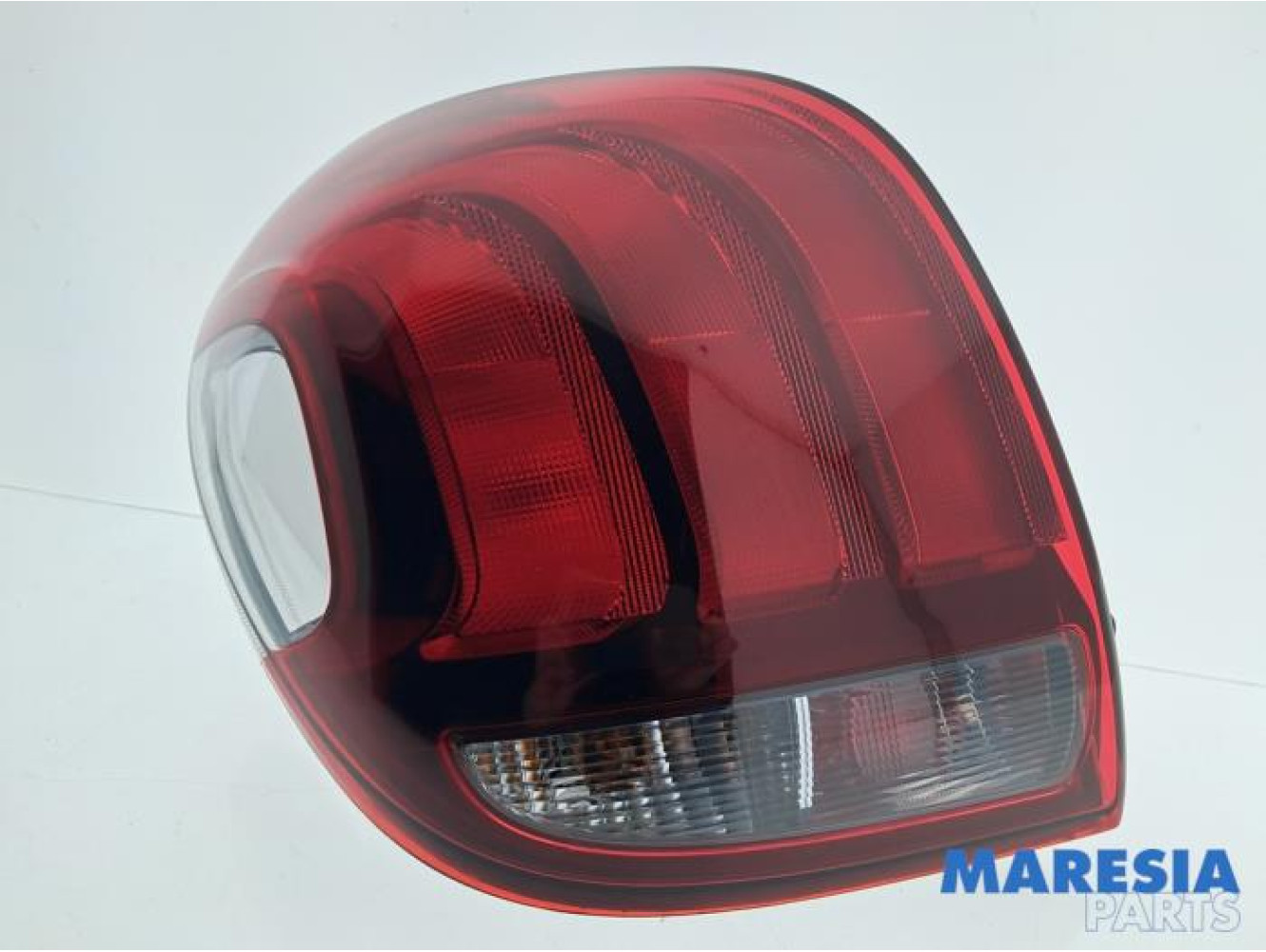 Peugeot - 108 - Feu arrière gauche