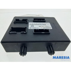 Renault - Captur - Centrale Deurvergrendelings Module