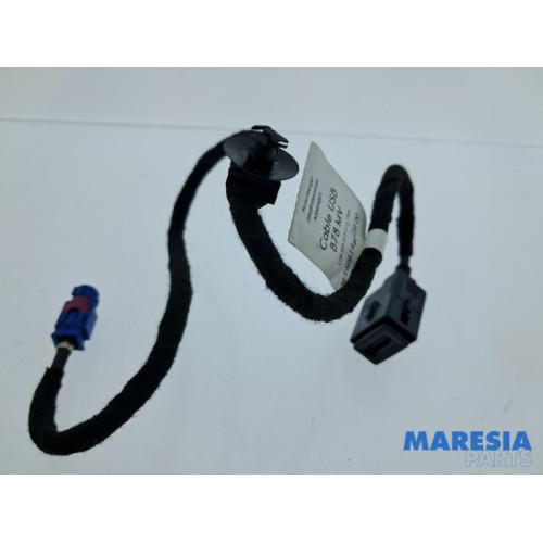 Citroen - C4 Grand Picasso - Connexion USB