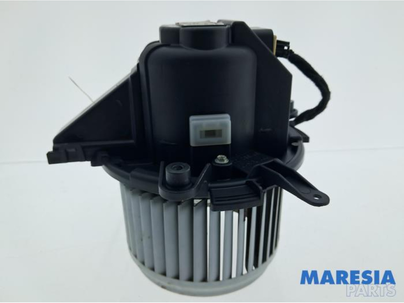 Citroen - C4 Grand Picasso - Heating and ventilation fan motor